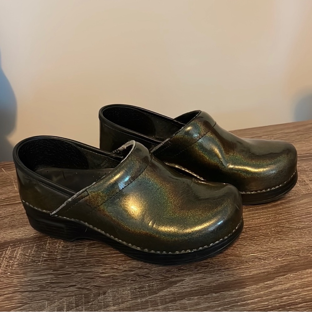 Dansko clogs green size 38 comfortable slip on shoe 8